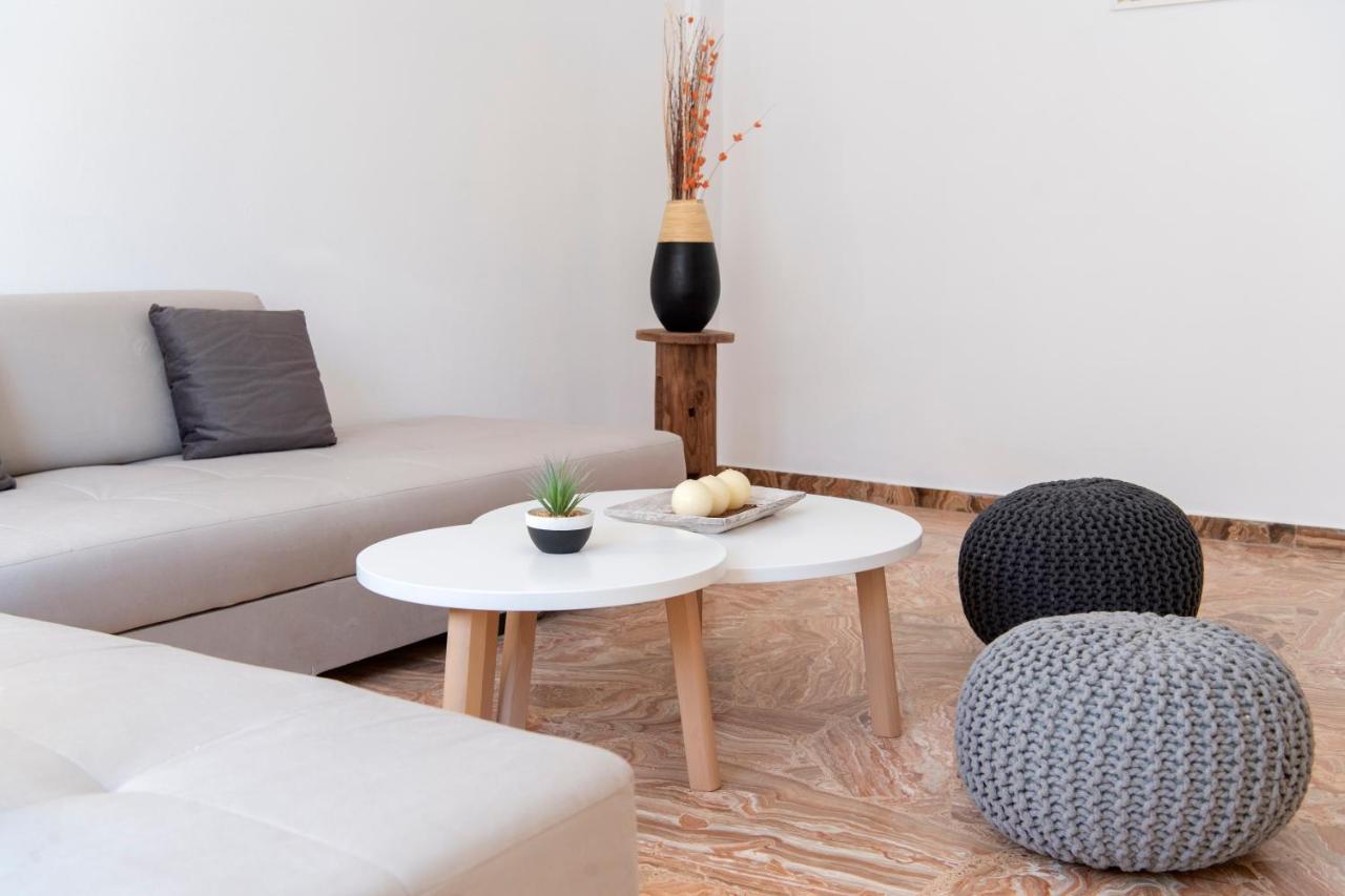 Downtown Apartment Páros Eksteriør billede